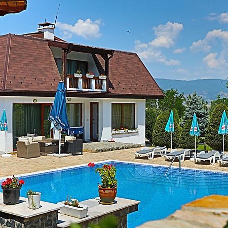 Holiday House Kubrat サパレヴァ・バニャ エクステリア 写真