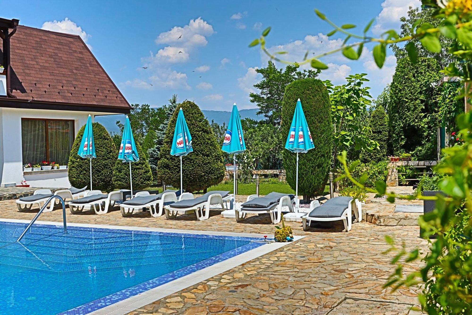 Holiday House Kubrat サパレヴァ・バニャ エクステリア 写真