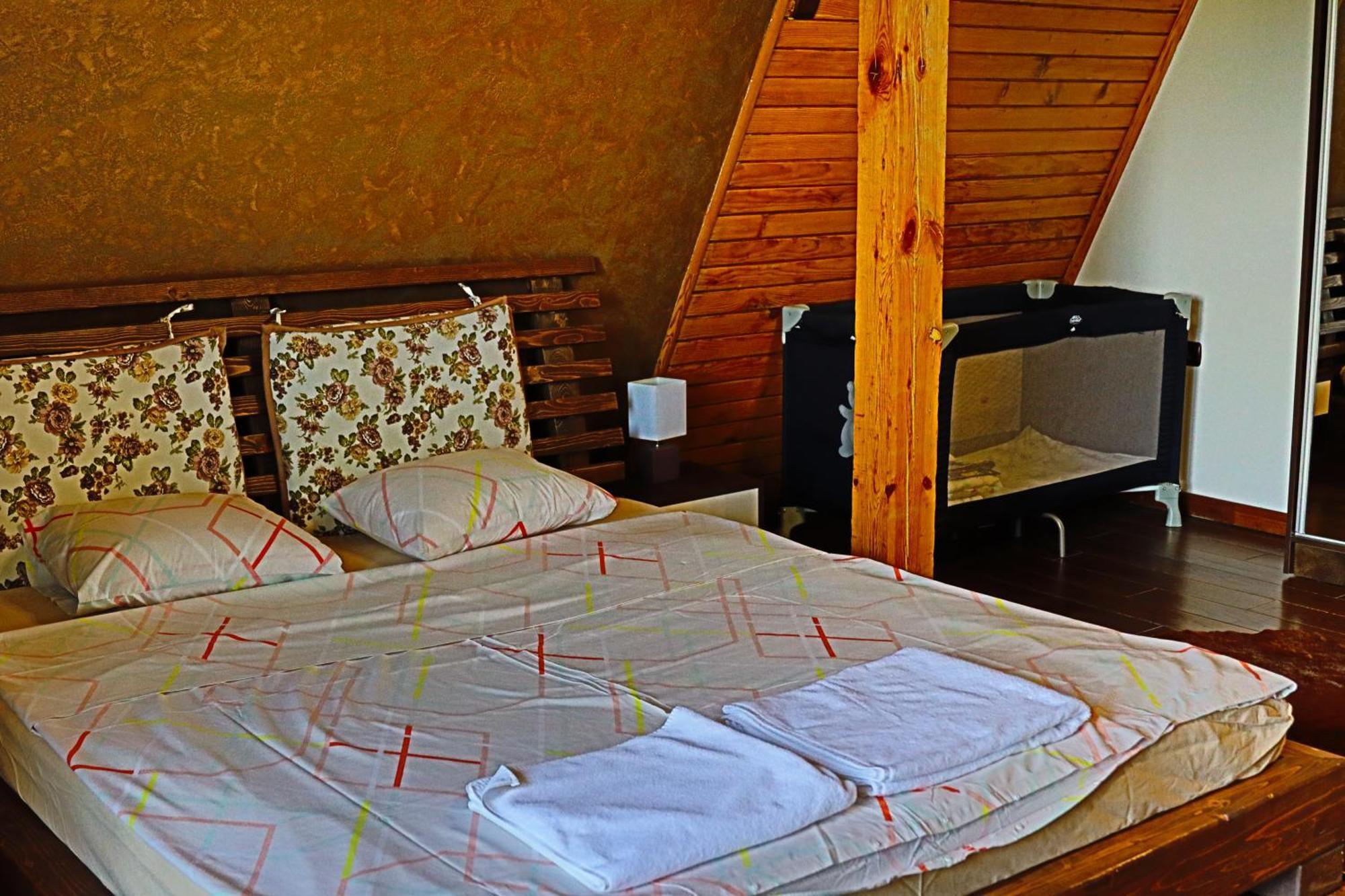 Holiday House Kubrat サパレヴァ・バニャ エクステリア 写真