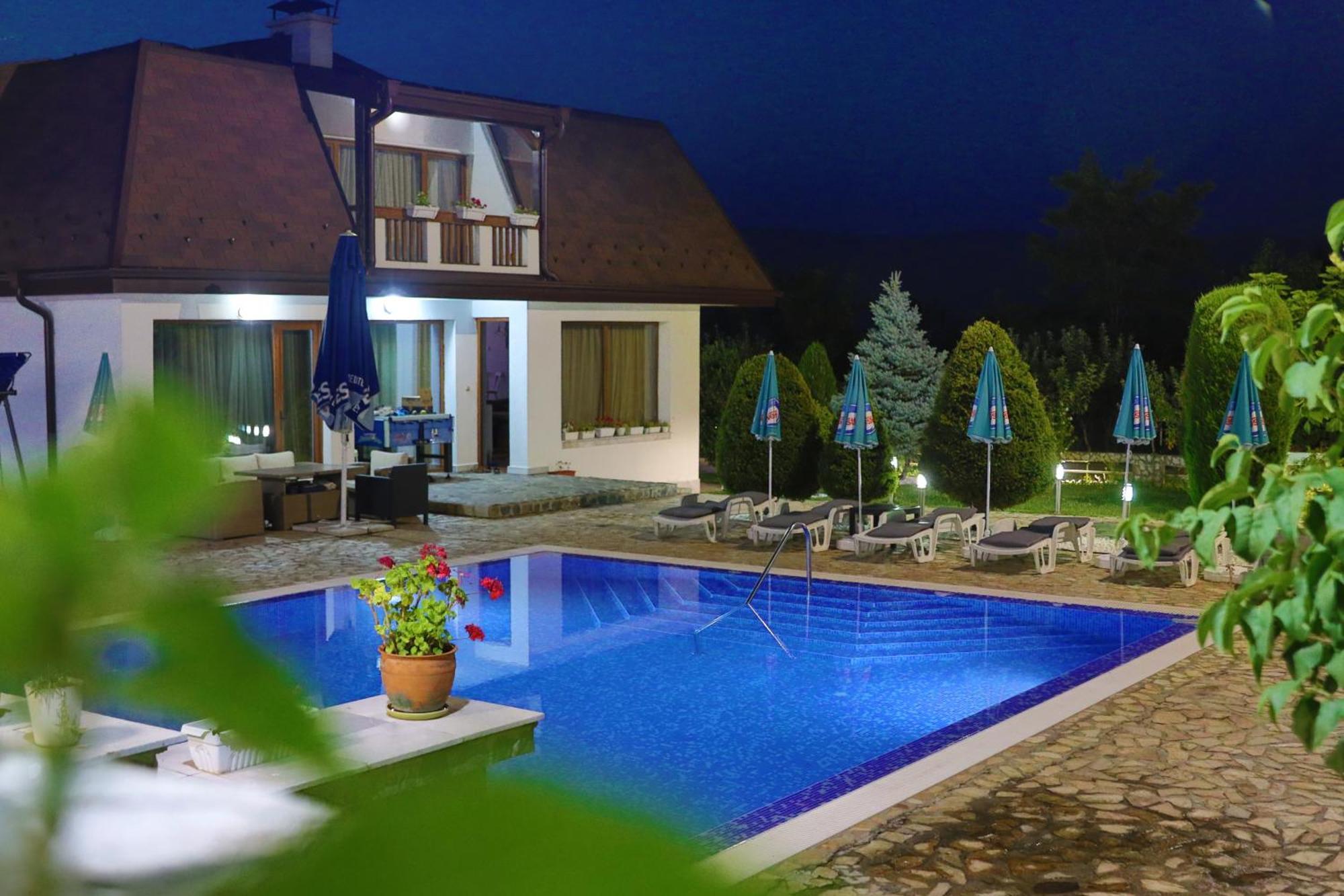 Holiday House Kubrat サパレヴァ・バニャ エクステリア 写真