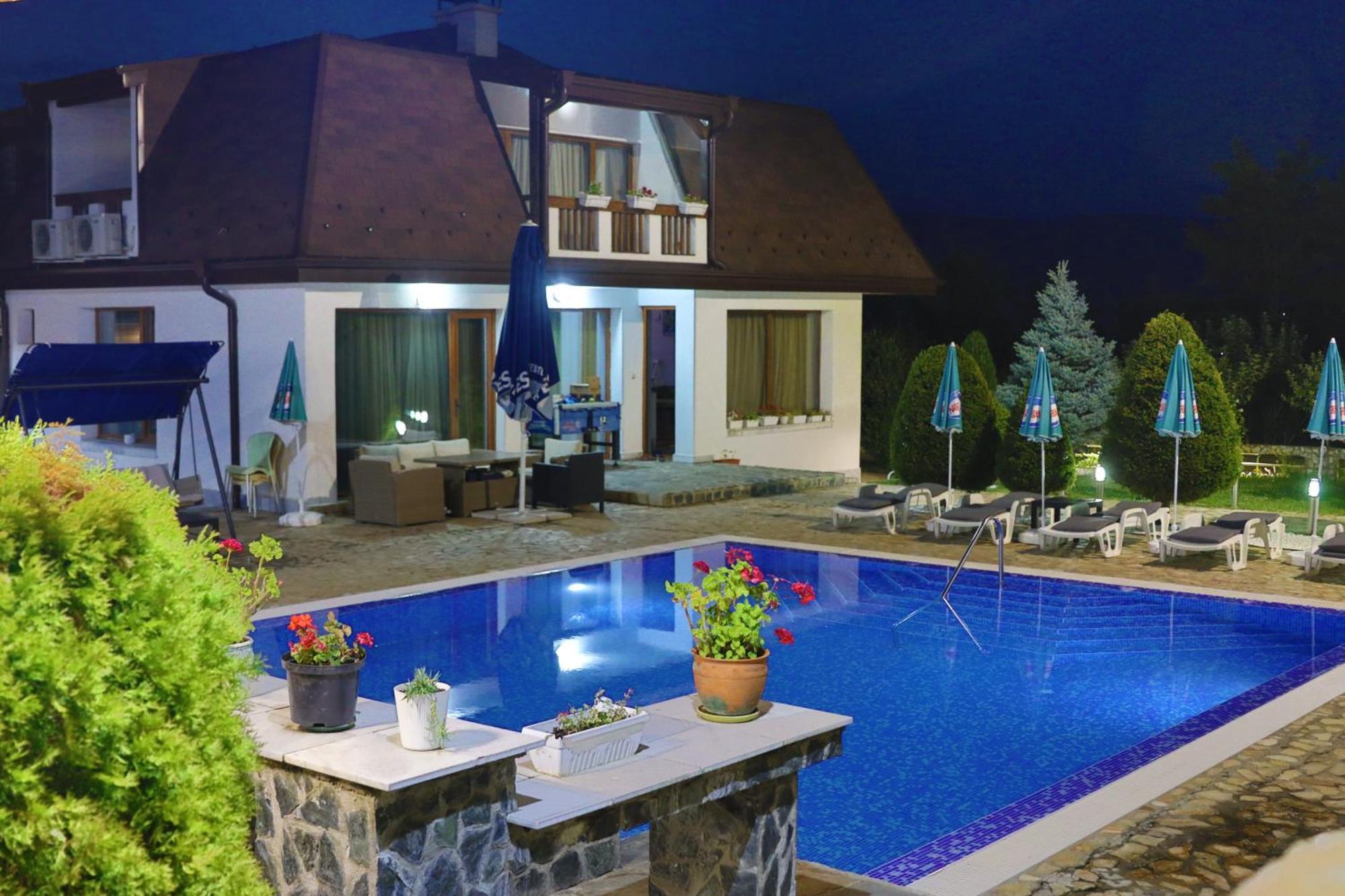 Holiday House Kubrat サパレヴァ・バニャ エクステリア 写真