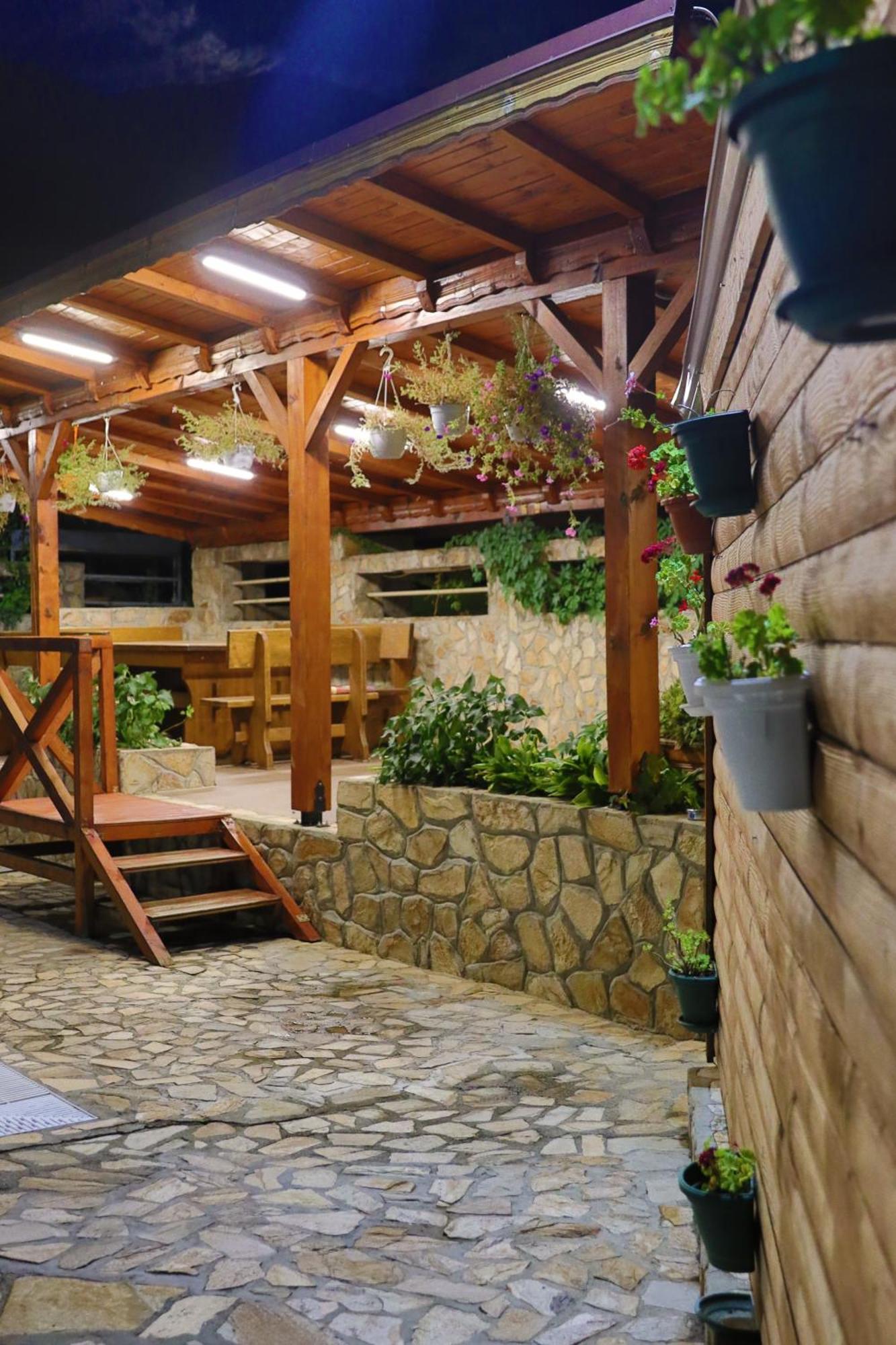 Holiday House Kubrat サパレヴァ・バニャ エクステリア 写真