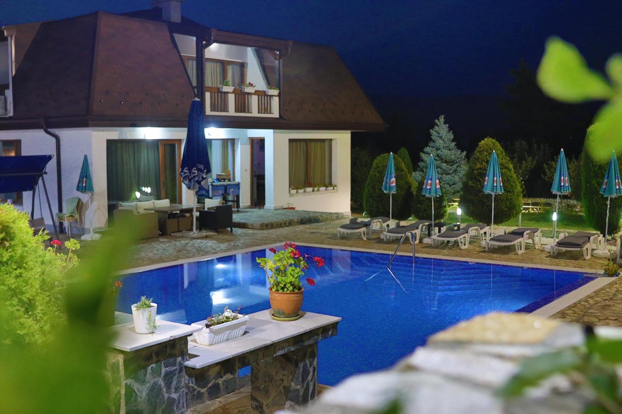 Holiday House Kubrat サパレヴァ・バニャ エクステリア 写真